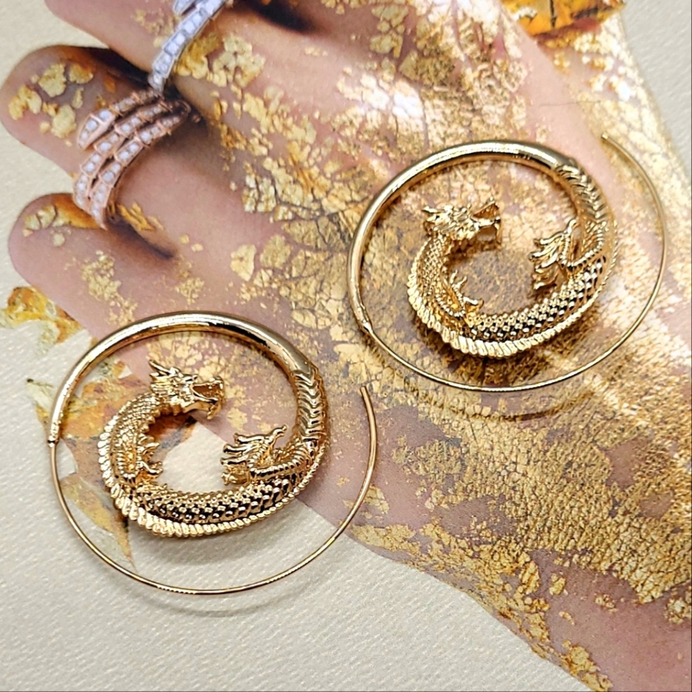 NWT Vintage Style Gothic Dragon Gold Spiral Hoop Earrings